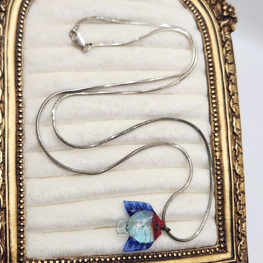 Dainty 925 Sterling Silver Necklace Snake Chain Italian Glass‎ Art Fish Pendant